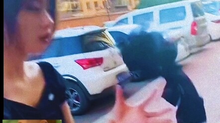 Looks like my girlfriend’s short on cash lately and wants to pull off something big.