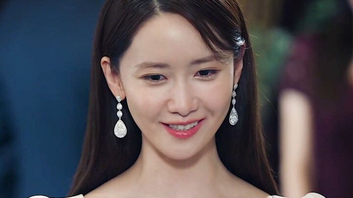 นางเอกผู้กล้าหาญและใจดีคอยเยียวยาผู้อื่นมาตลอด ทว่าสุดท้ายกลับไม่อาจเยียวยาหัวใจตัวเองได้… ขอร้องล่ะ