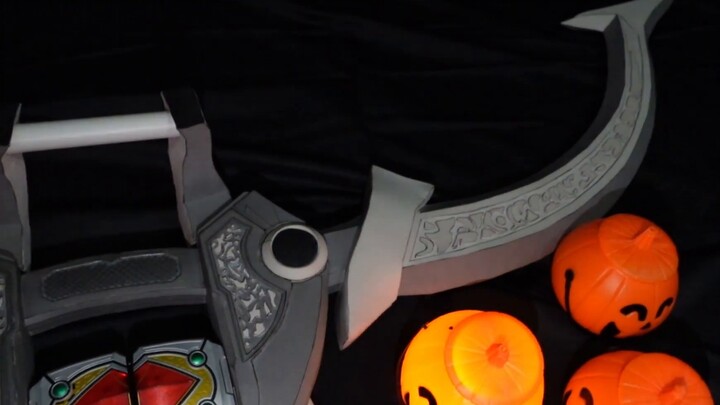 Fans who like Kamen Rider Kalis asked us to make a 1:1 awakening bow