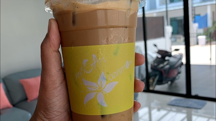 กาแฟสดแก้วใหญ่ ชงกับเครื่องชงน้ำหยด หรือ เครื่องดริป