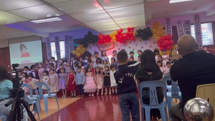 “万种调料不如盐 万般关系不如钱 食有盐身有钱 好比拍照开美颜”