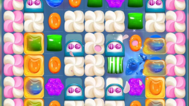 Lanjut main ini sampai malam ya gaes, candy crush