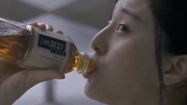 Fan Bingbing’s early ad: Oolong tea pays you