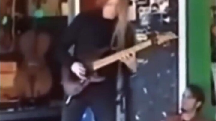 Byd, aku tidak bisa menahannya lagi!