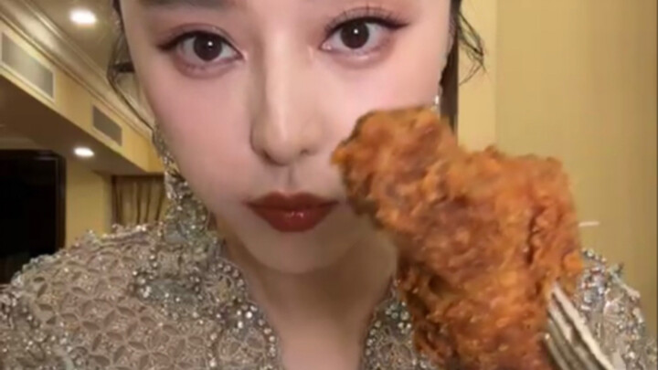 【Fan Bingbing】I’m not a celebrity; I’m an actress.