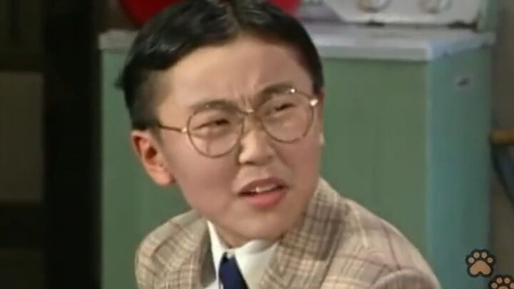 “See the gap now? One slip from your grandpa and my family’ll be begging for food!”