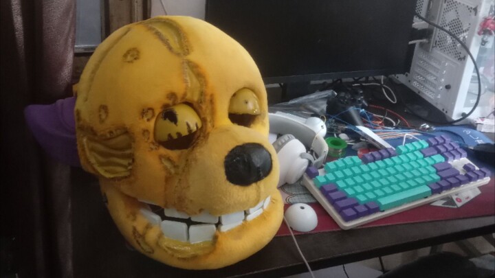 WORK IN PROGRESS Spring Bonnie Helmet