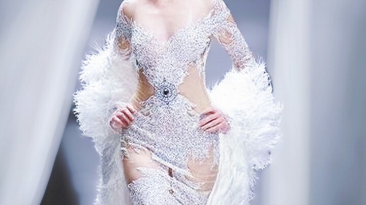 I actually used to really like pencil skirts.