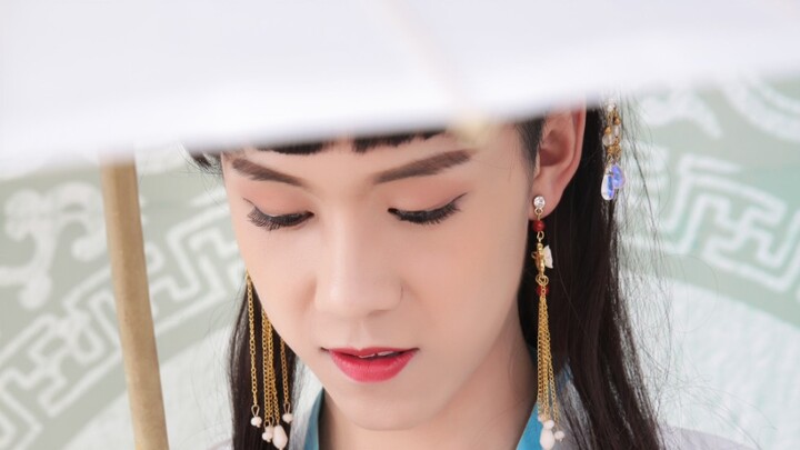 ชุดผู้หญิงที่พวกคุณเรียกร้องมานานมากมาแล้ว,,, ฉันขำจนปากฉีกเลย