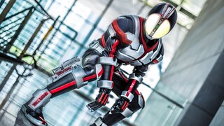 Ingin menonton Heisei Kamen Rider tapi bingung harus mulai dari mana? Anda akan mengenal mereka sete