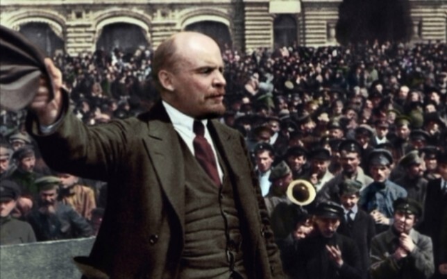Kompilasi film "Lenin in October" dan "Lenin in 1918"