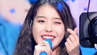 【iu】Seorang wanita yang penuh dengan keceriaan dan kecantikan, hahahaha, kenapa dia bisa seimut ini!