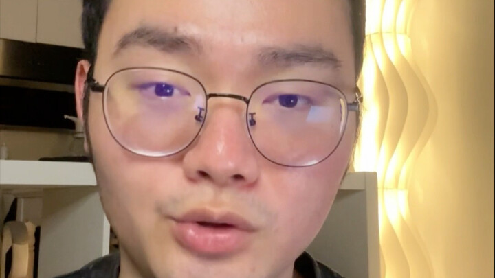 I’d like to apologize to everyone—sorry! I shouldn’t have posted a makeup tutorial that might have a