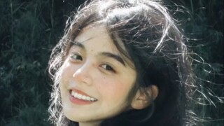 أخذت قليلاً من الماء في دلو، محمّلاً بثلاثين ألف حلم.