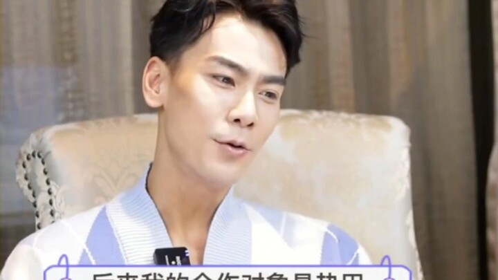 Dai Xiangyu mengira Dilraba lahir pada tahun 1993.