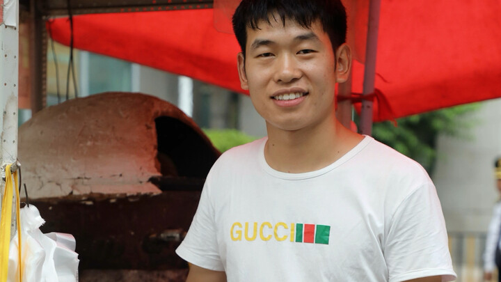 Difficulties can never defeat those who’re determined to overcome them.