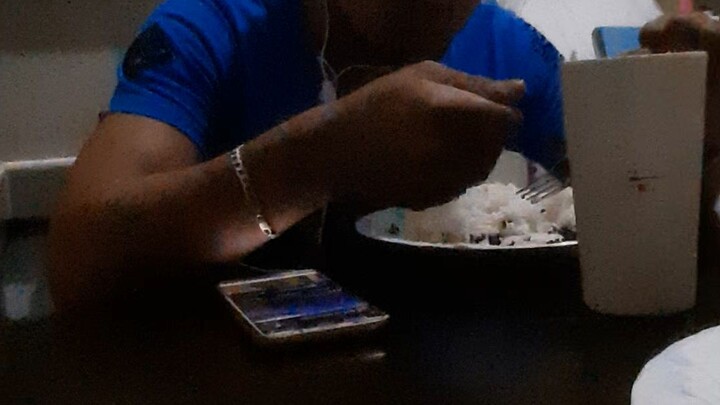 i like to eat eat eat eat