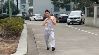 【أشياء غريبة】أنا هنا في المجتمع، يرجى الاطمئنان، أيها الملاك
