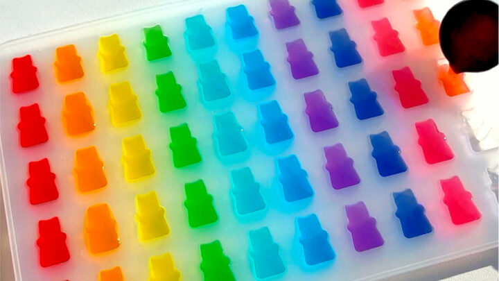 Membuat es secara imersif🌈 Apa saja yang direndam di cetakan es oleh blogger minuman pelangi⁉️