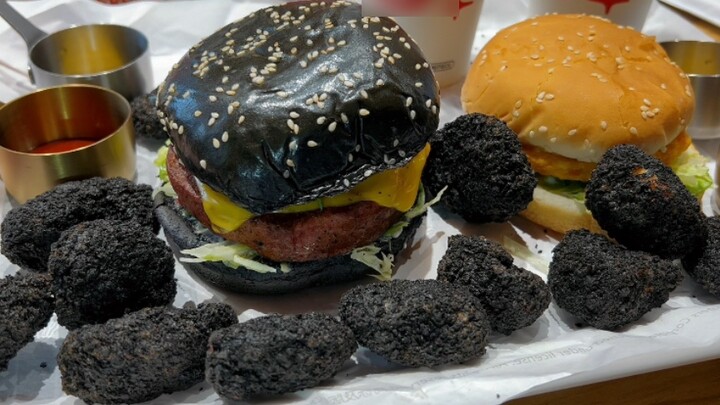 Bạn đã thấy nhà hàng chủ đề Vua Hải Tặc mới khai trương ở Thẩm Dương, gà viên nướng than và burger t