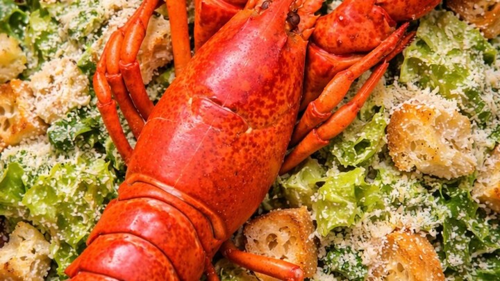 The Complete Process of Making Caesar Salad with a Giant Lobster