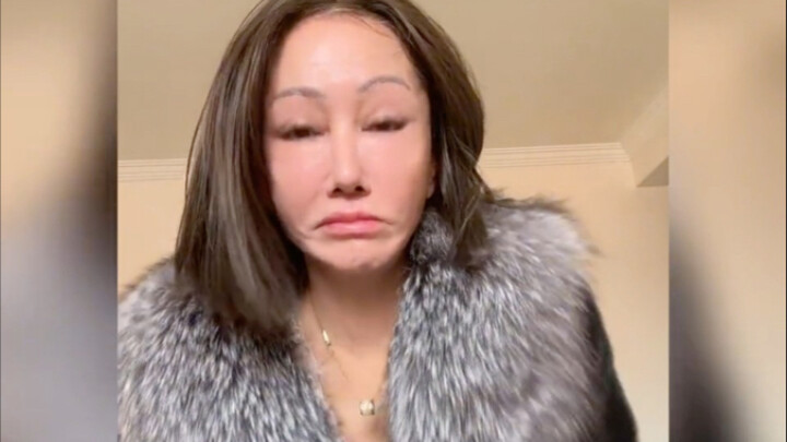 Apa yang bisa dilakukan? Masa muda nggak bakal kembali.