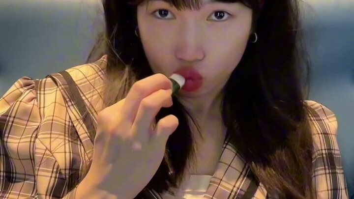 Đưa cô bạn thân đi gặp crush của mình