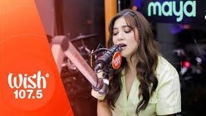 Moira Dela Torre performs _Kumpas_ LIVE on Wish 107.5 Bus