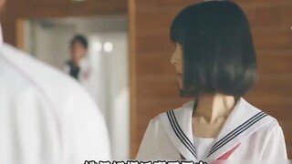 女孩只是撞了一下武士，没想到对方竟拿萝卜展开对决