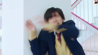 要被青木笑死了！！！没有窗帘也要卷哈哈哈哈哈哈