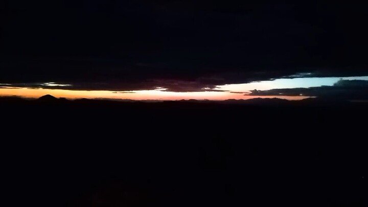 พระอาทิตย์ยามค่ำ