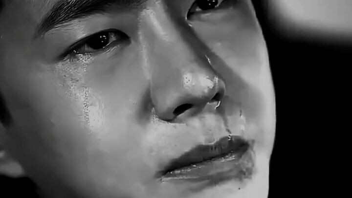 broken hot💔💔😢