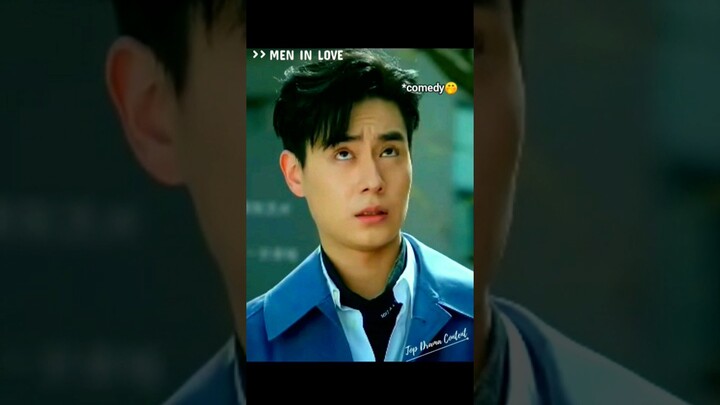 He's still so confused😜Drama Men In Love #meninlove #huyitian #liangjie #cdrama #shorts #comedy