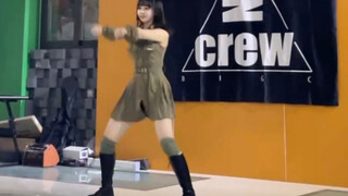 街舞社考团mix了 NMIXX的三首歌…