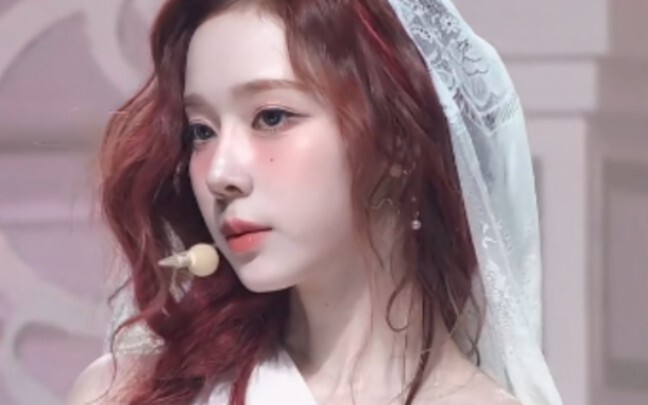So what exactly is the biggest regret in K-pop? "K-pop girl groups"