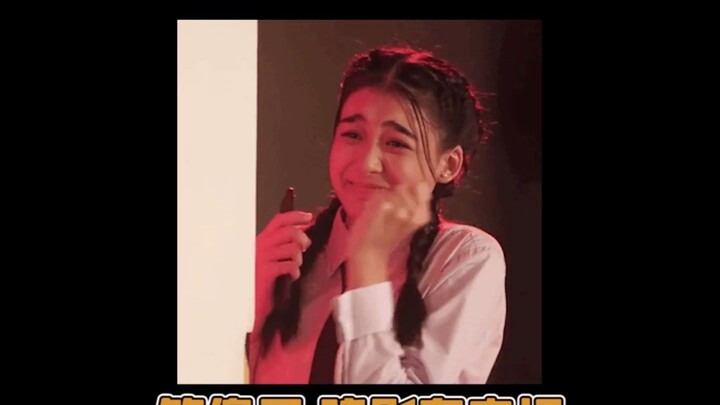 Guan Xiaotong endlessly praises herself on VB.