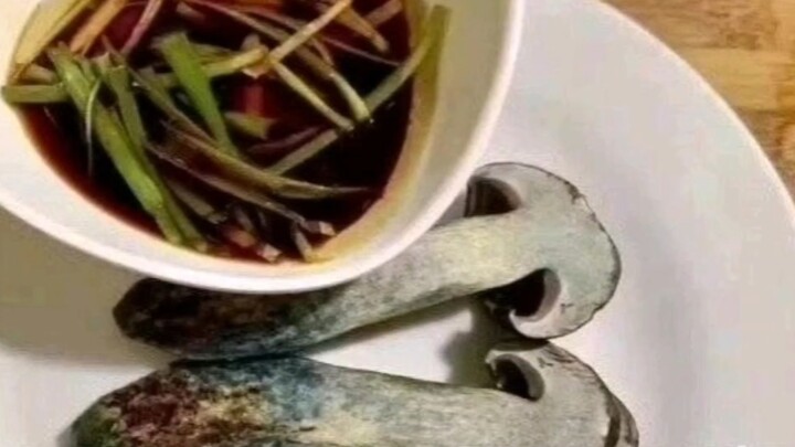 Annoys people in every province equally