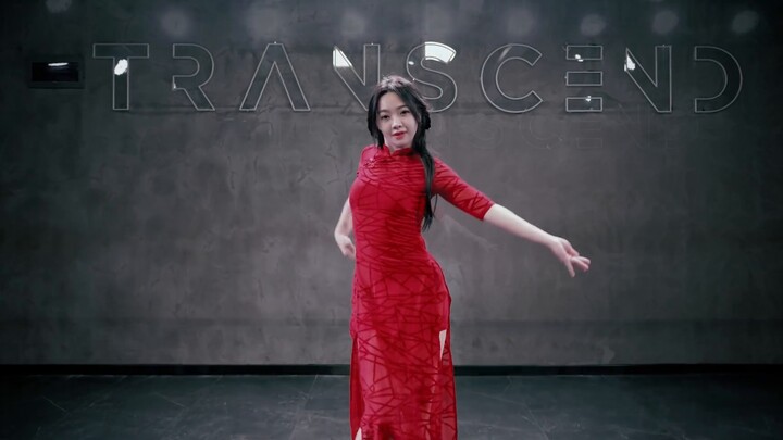 【林小C】Trên núi có cây, trên cây có cành, anh yêu em mà em không biết♥《How to Sigh》MV nhảy full versio