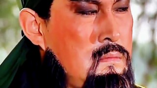 Guan Yu: Throw the cup and I'll make you fly