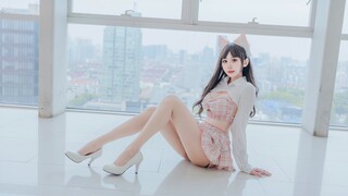 Don't say no to the schoolgirl with beautiful legs, okay? Nonono beautiful legs version