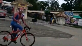 Naubusan ng sapot si spiderman  😂