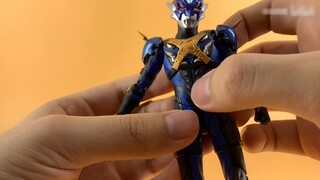 Bandai shf ultraman tregear berbagi kecepatan super