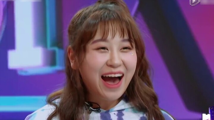 [Bo Jun Yi Xiao] Nhân viên gọi gg là "Xiao Bo"? ? ? ("Kẹo khảo cổ" Produce 101)