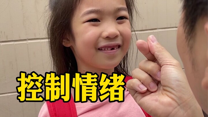 Kamu fokus senang-senang di sekolah, aku yang jaga emosi tetap stabil.