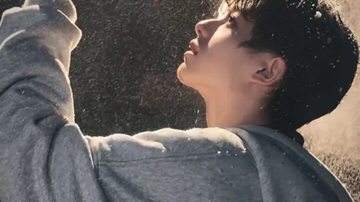 عندما أفكر فيما سأفعله بعد قليل، أشعر بالرغبة في الضحك.