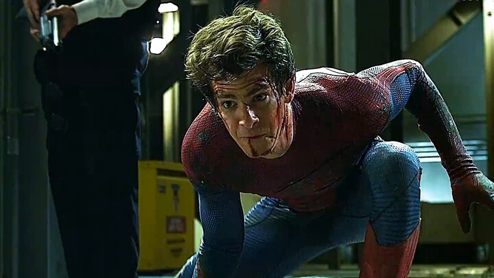 Garfield berusaha menyembunyikan identitasnya sebagai Spider-Man di film tersebut. Garfield: Saya ti