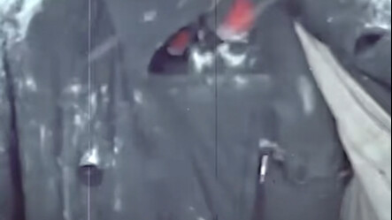 “Ngay cả bây giờ mà nói, chưa chắc cậu đã hiểu được đâu”