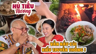 Hiếm lắm mới tìm được quán HỦ TIẾU vẫn còn NẤU CỦI khiến bà xã Color Man KHEN KHÔNG NGỚT LỜI !