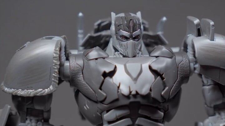 [Transformers] Captain Chimpanzee, transform! A comprehensive review of Transformers Optimus Prime C