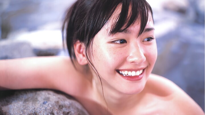 Trời ơi, cuối cùng tôi cũng hiểu tại sao toàn bộ ngành giải trí lại gọi cô ấy là "vợ"!!